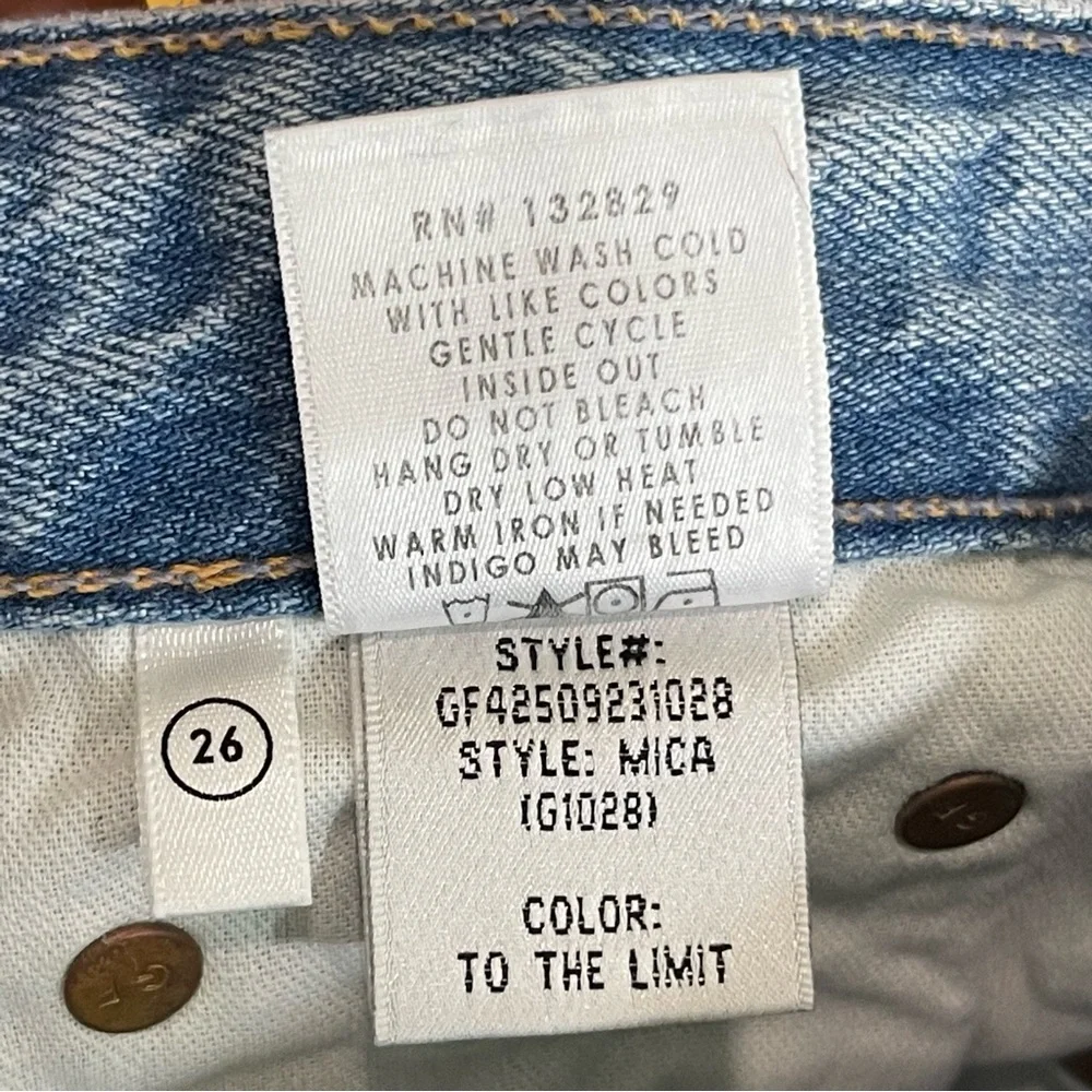 GRLFRND Mica Distressed Relaxed Tappered‎ Jeans NEW Women's Size 26 To the Limit